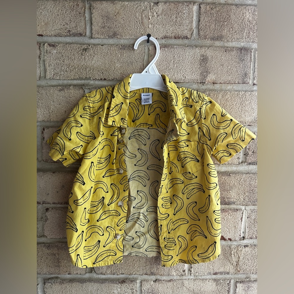 Boys banana button down